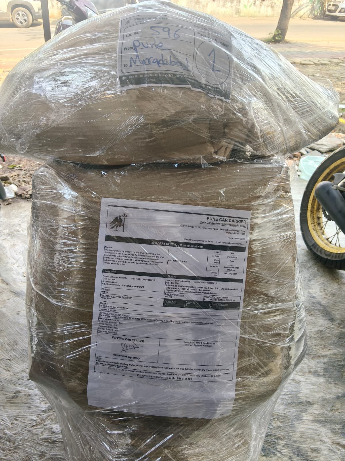 Professional Bike Movers Packing and Loading